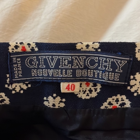 Givenchy Vintage Maxi Skirt in Navy and White Paisley Print - Picture 3 of 9